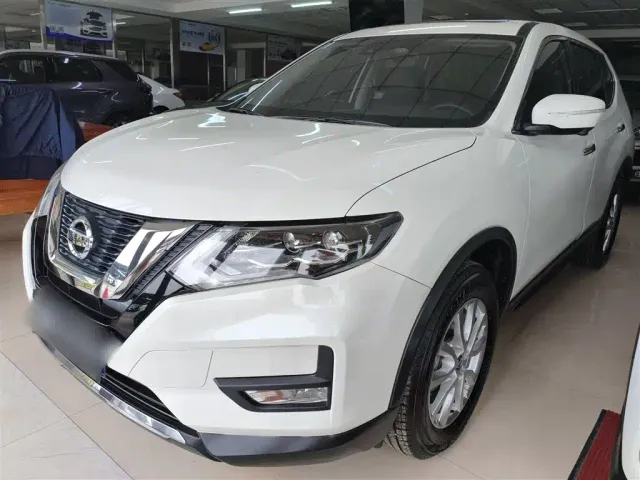 Фотография автомобиля — Nissan X-Trail