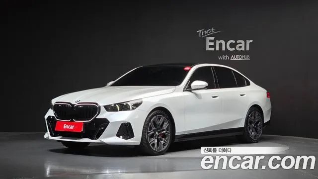 BMW 5-Series 5 серия (G60) 530i xDrive M Sport Pro Special Edition — Фото автомобиля 7