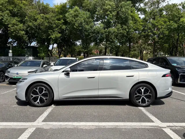 Changan Qiyuan A06 — Фото автомобиля 5