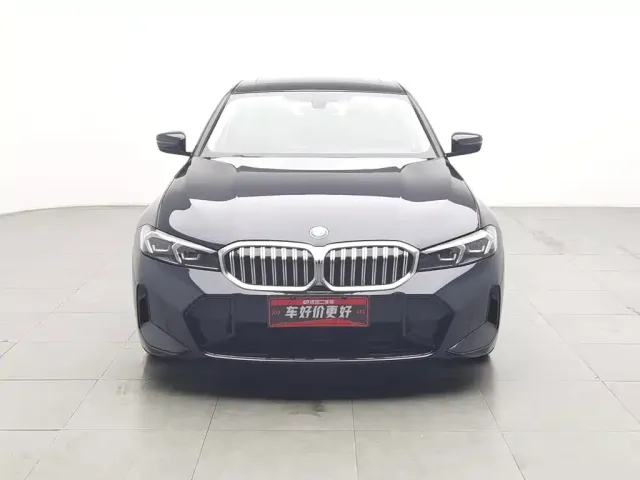 BMW 3 Series — Фото автомобиля 3