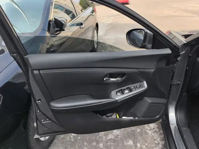 Nissan Sylphy — Фото автомобиля 7