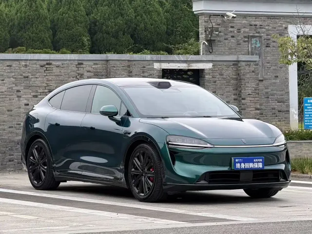 Luxeed R7 — Фото автомобиля 3