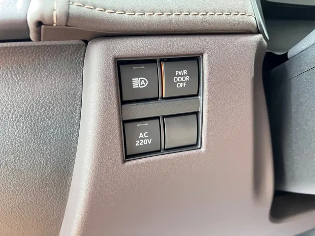 Toyota Vellfire — Фото автомобиля 16
