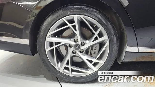 Genesis G90 RS4 — Фото автомобиля 5