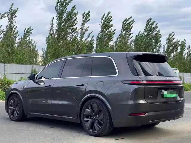 Li Auto L9 — Фото автомобиля 4
