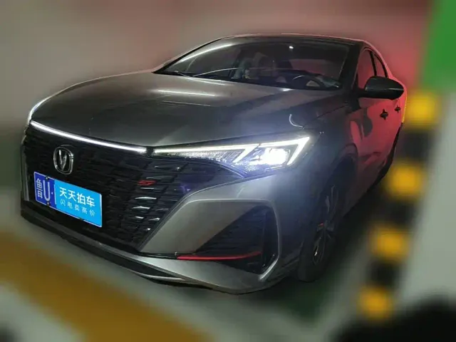 Фотография автомобиля — Changan Eado