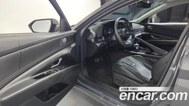 Hyundai Avante CN7 — Фото автомобиля 10