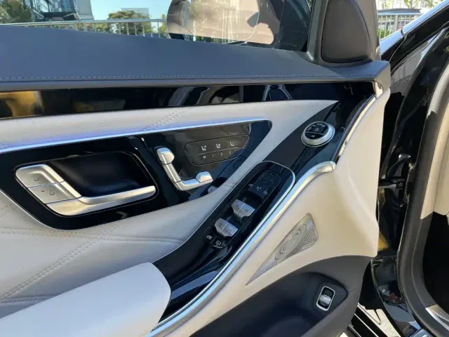 Mercedes-Benz Maybach S-Class — Фото автомобиля 11