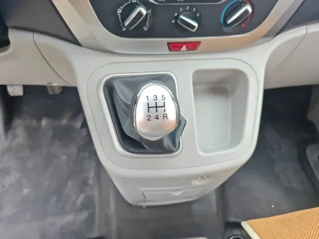 JAC Refine M3 — Фото автомобиля 13
