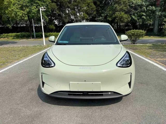 Geely Starry Wish — Фото автомобиля 2