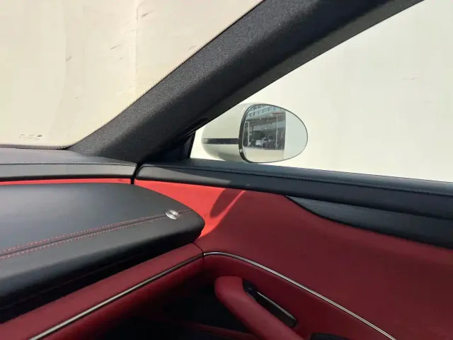Xiaomi SU7 — Фото автомобиля 9