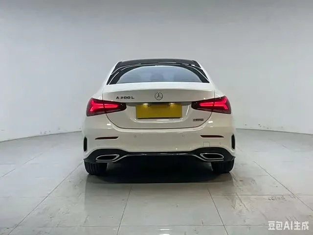 Mercedes-Benz A-Class — Фото автомобиля 5