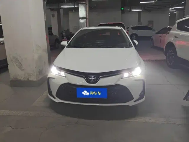 Toyota Corolla — Фото автомобиля 2