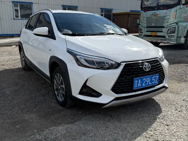 Фотография автомобиля — Toyota YARiS L Zhi Xuan