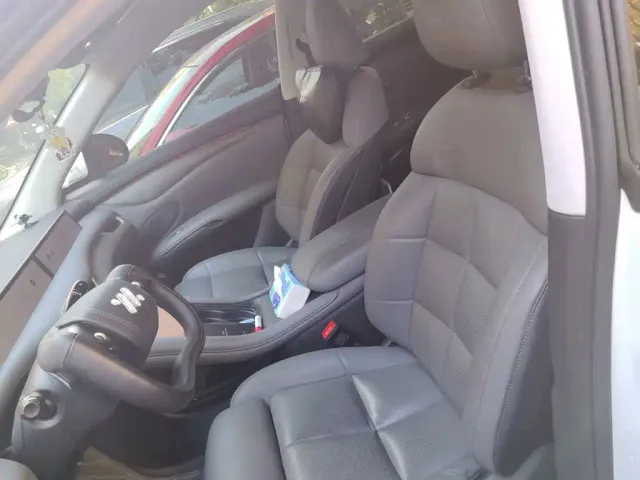 IM Motors LS6 — Фото автомобиля 16