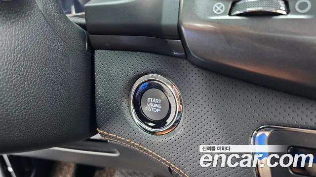 KG_Mobility_Ssangyong Rexton Новый Rexton Sport Khan Дизель 2.2 4WD — Фото автомобиля 24