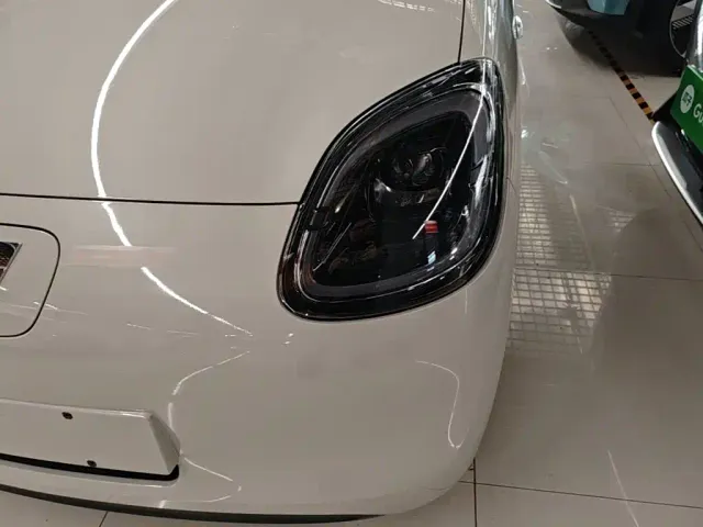 Wuling Hongguang Mini EV — Фото автомобиля 23