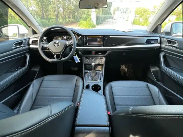 Volkswagen Lavida 2022 1.5L Auto Comfort Edition — Фото автомобиля 18