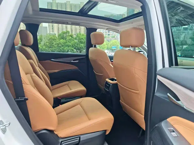 Maxus G50 PHEV — Фото автомобиля 10