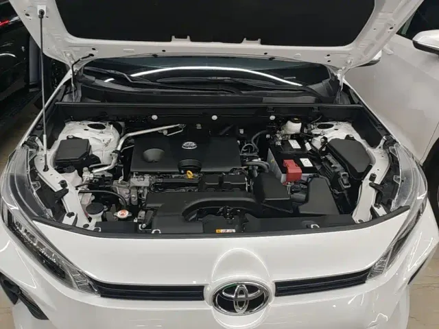 Toyota Wildlander — Фото автомобиля 19
