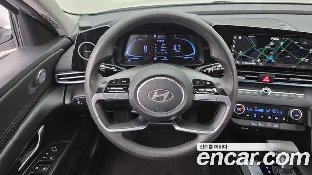 Hyundai Avante CN7 — Фото автомобиля 13