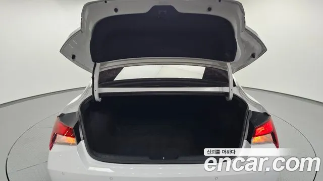 Hyundai AVANTE — Фото автомобиля 20