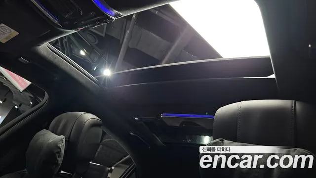 Mercedes-Benz S-Class — Фото автомобиля 12