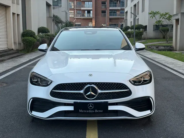 Mercedes-Benz C-Class — Фото автомобиля 2
