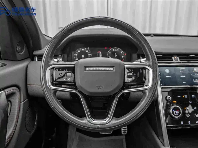 Land Rover Discovery Sport — Фото автомобиля 17