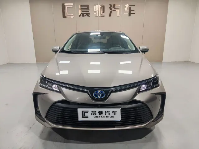 Toyota Corolla — Фото автомобиля 2