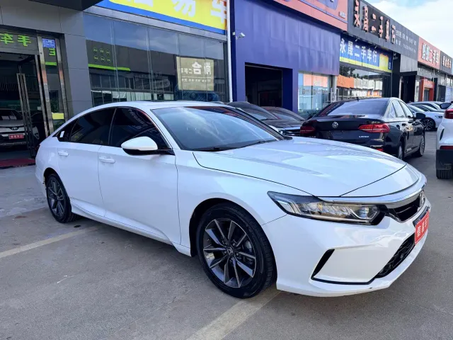 Honda Inspire — Фото автомобиля 3