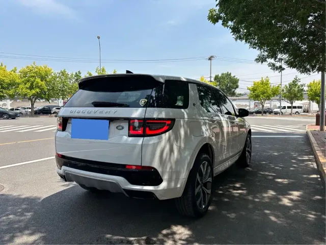 Land Rover Discovery Sport — Фото автомобиля 2