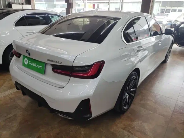 BMW 3 Series — Фото автомобиля 6