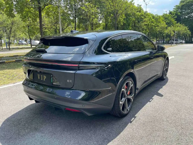 Nio ET5 Touring — Фото автомобиля 6