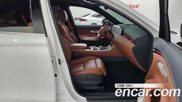 Genesis GV70 2.5T Бензин 2WD — Фото автомобиля 21