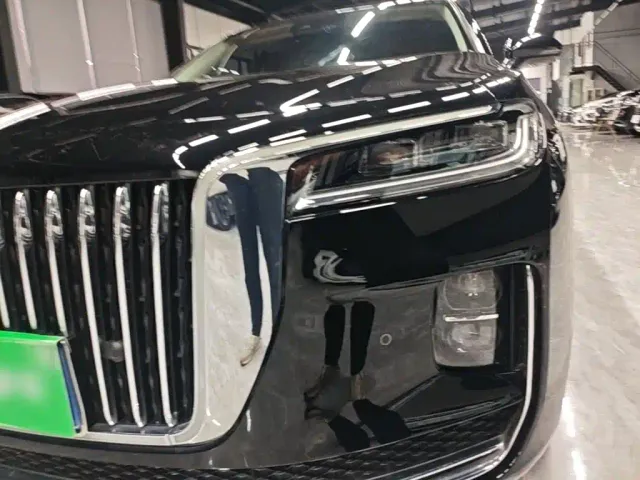 Hongqi H9 — Фото автомобиля 17