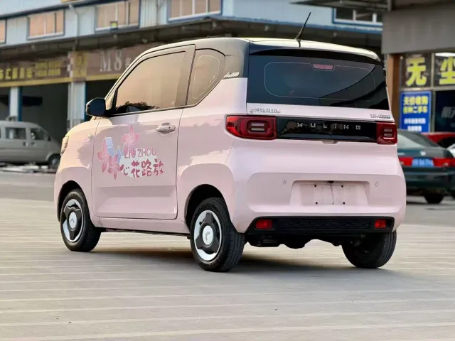 Wuling Hongguang Mini EV — Фото автомобиля 4