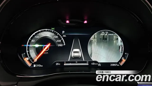 Genesis GV70 — Фото автомобиля 10