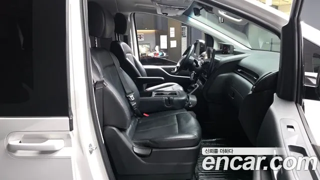Hyundai Staria — Фото автомобиля 17