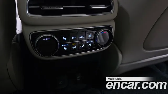 Genesis GV80 — Фото автомобиля 30