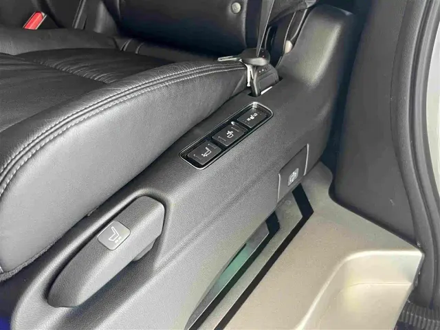 Honda Elysion — Фото автомобиля 28