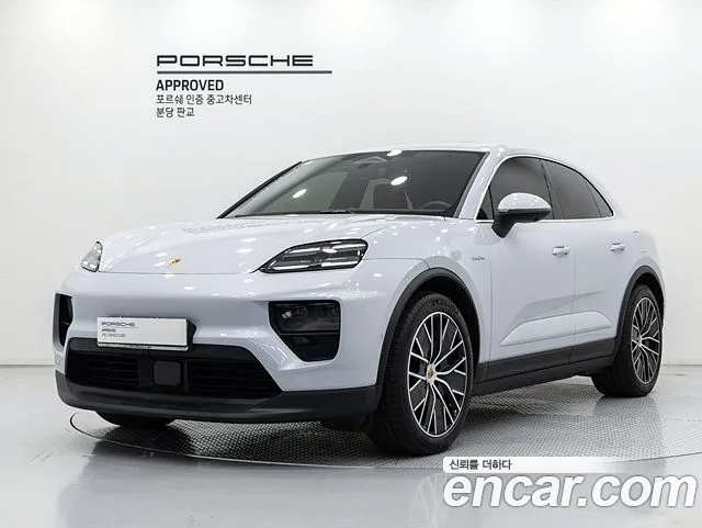 Фотография автомобиля — Porsche Macan