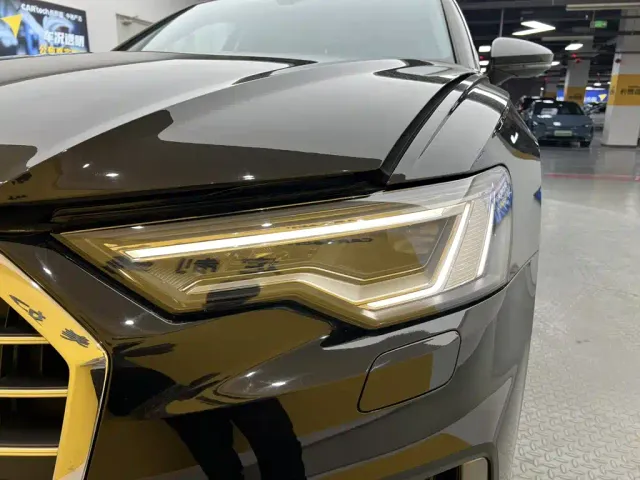 Audi A6L — Фото автомобиля 2