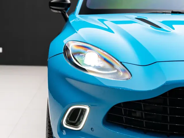 Aston Martin DBX — Фото автомобиля 9