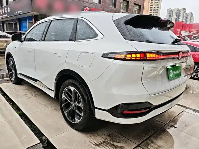 Changan CS75 Plus — Фото автомобиля 4