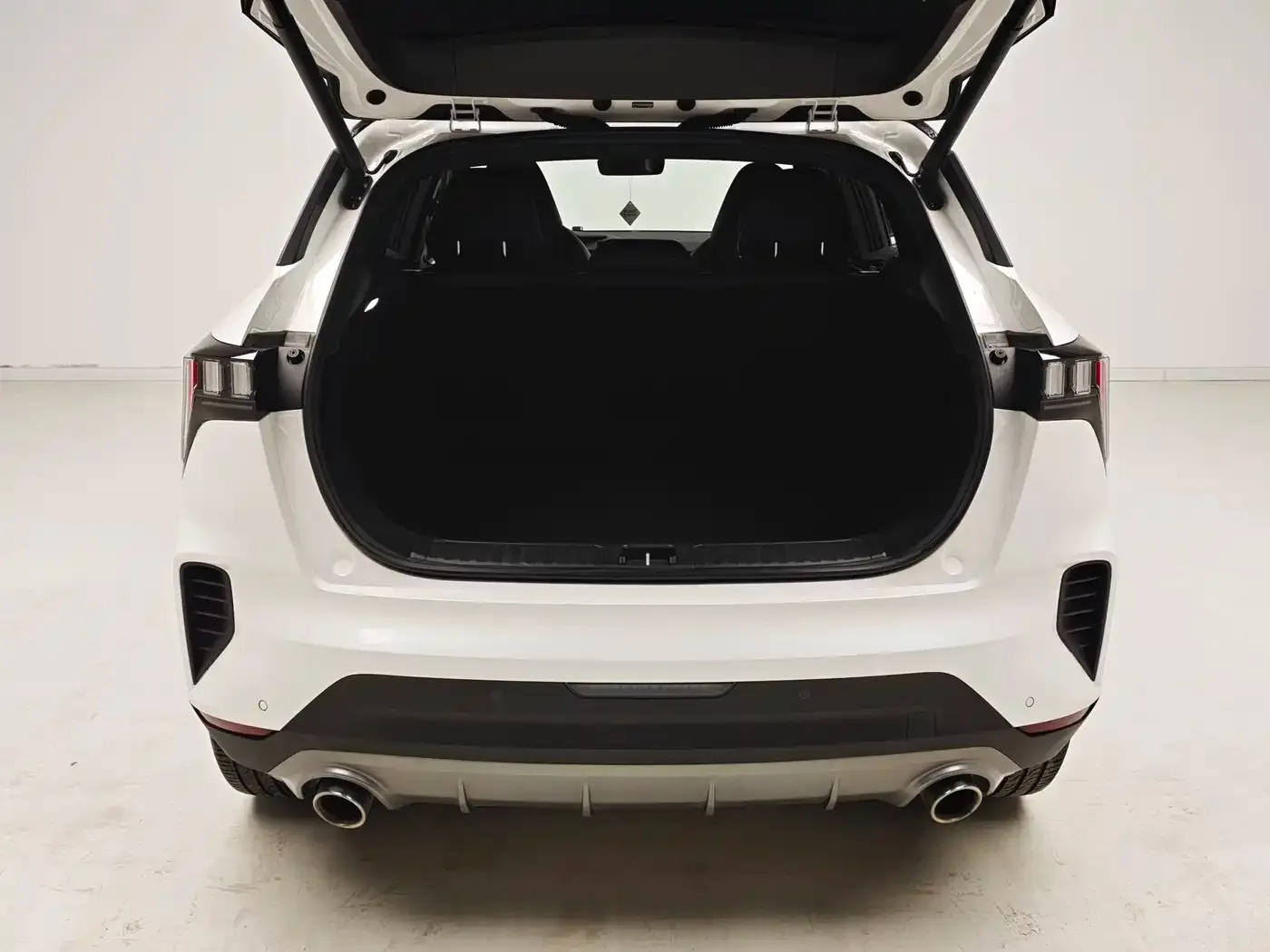 Lynk & Co Lynk & Co 06 2020 1.5T Power Pro — Фото автомобиля 10