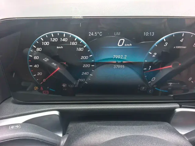 Mercedes-Benz GLB-Class — Фото автомобиля 8