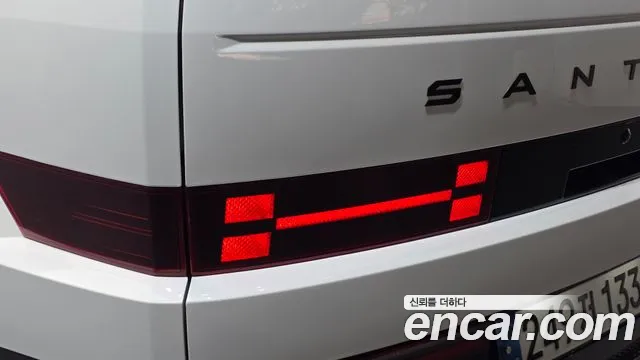 Hyundai Santa Fe MX5 — Фото автомобиля 8