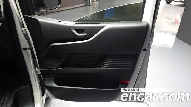 Hyundai Staria — Фото автомобиля 25