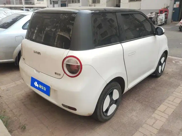 Changan Lumin — Фото автомобиля 3